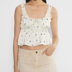 NWOT SUNDAY BEST Crush satin top in light birch/admiral